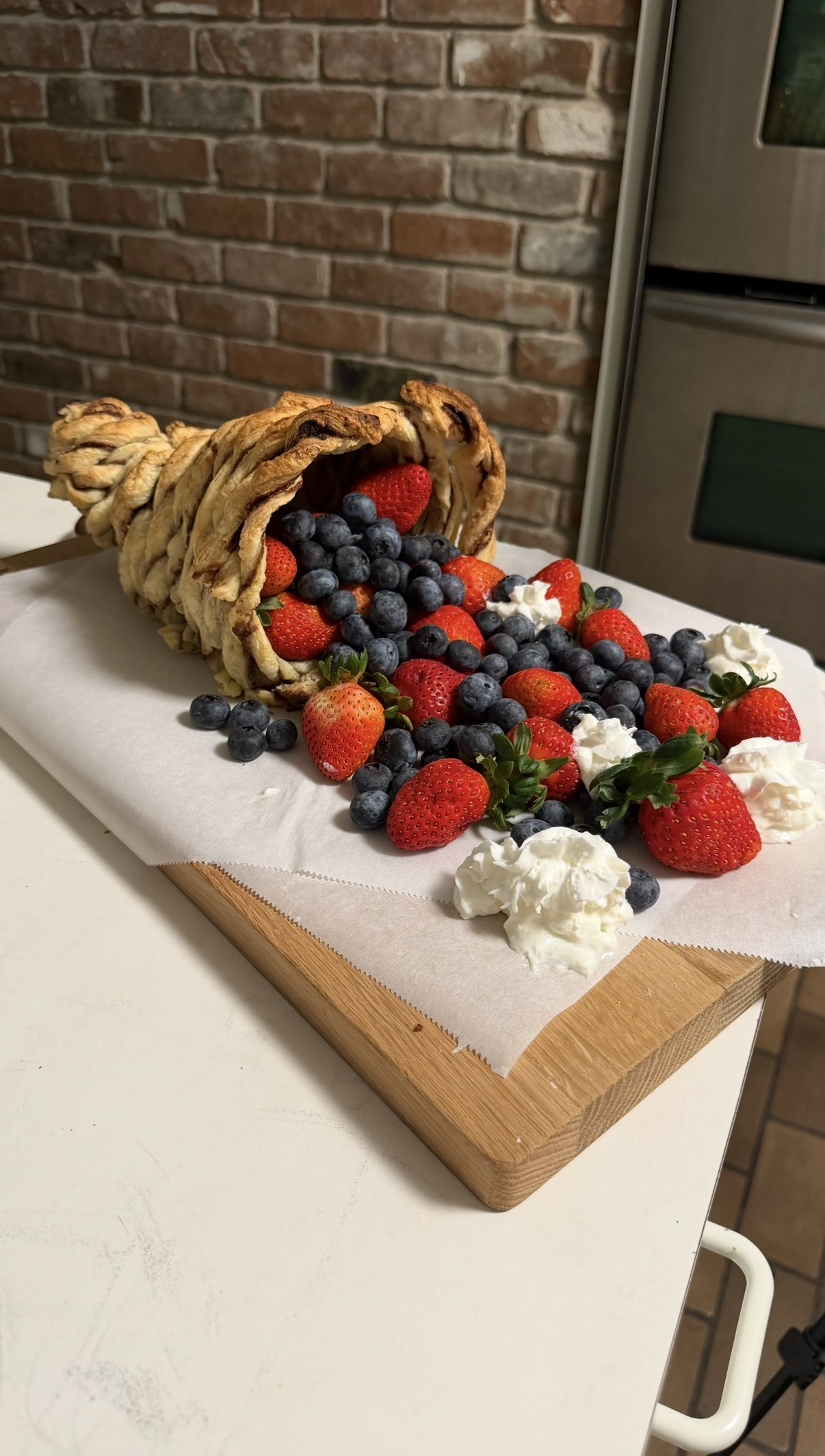 Nutella Puff Pastry Cornucopia